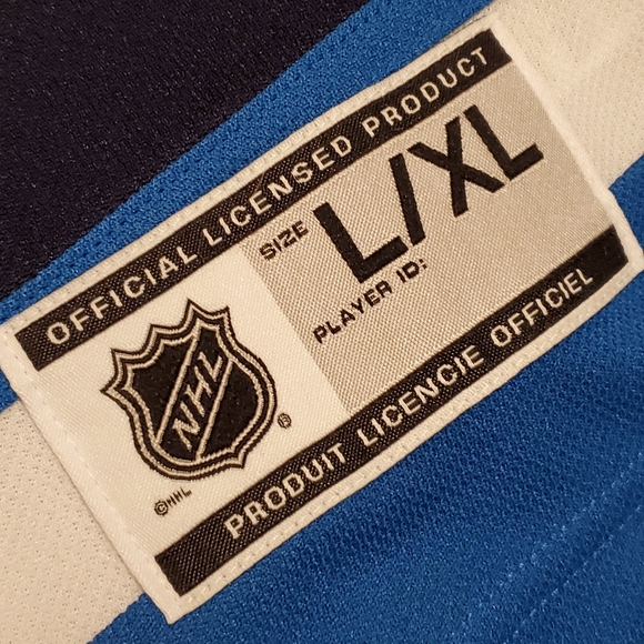 BNWT Youth XL official Winnipeg Jets Jersey - Picture 6 of 8